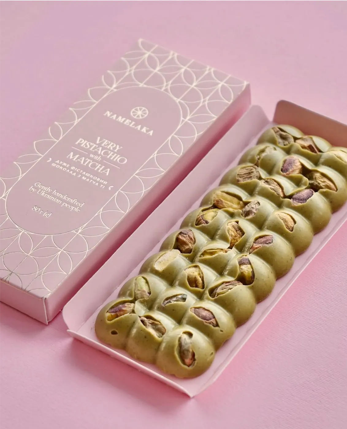 Extra Pistachio Chocolate with Matcha