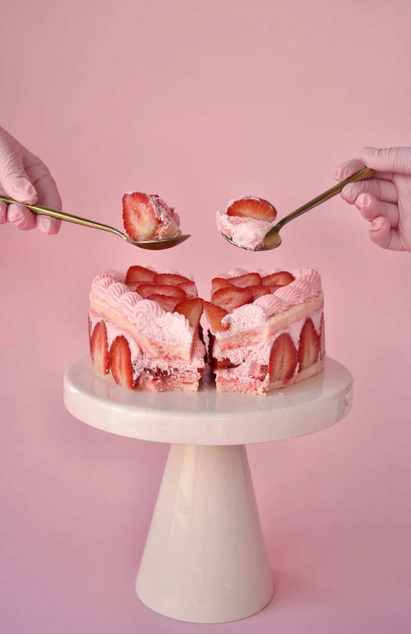 Торт «Полунична валентинка»